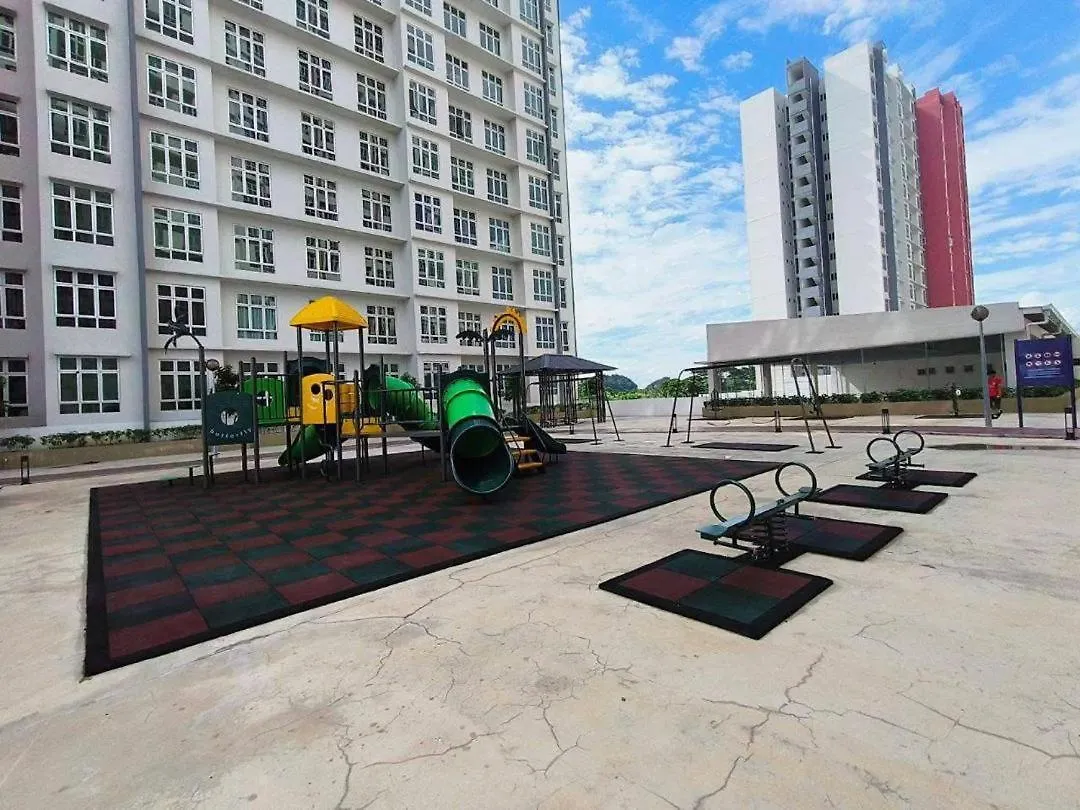 Ipoh Cozy Stay Near Town & Park Appartamento